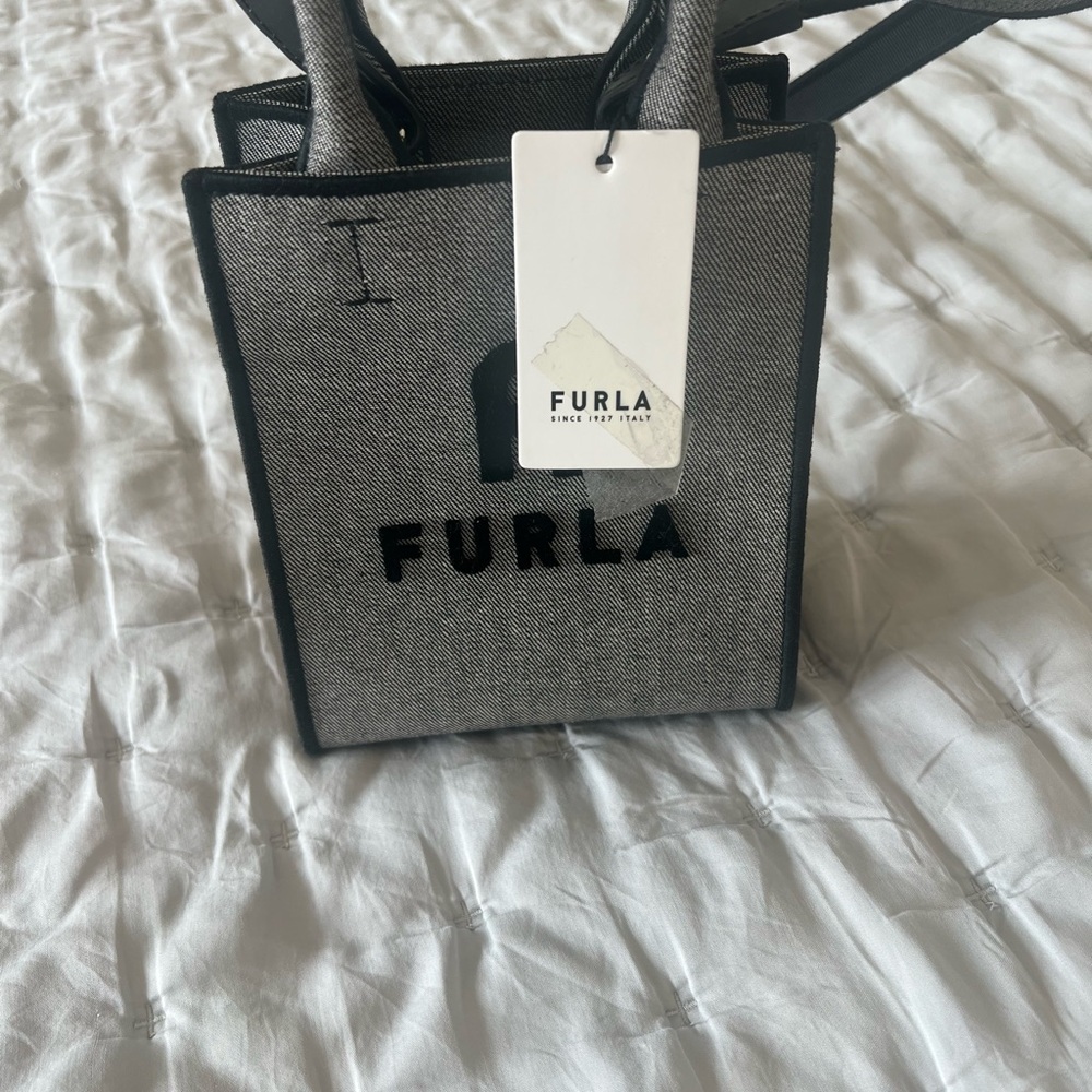 Furla Elegant Black and Gray Tote